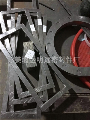 淺述內外環金屬纏繞墊的高溫物理性能